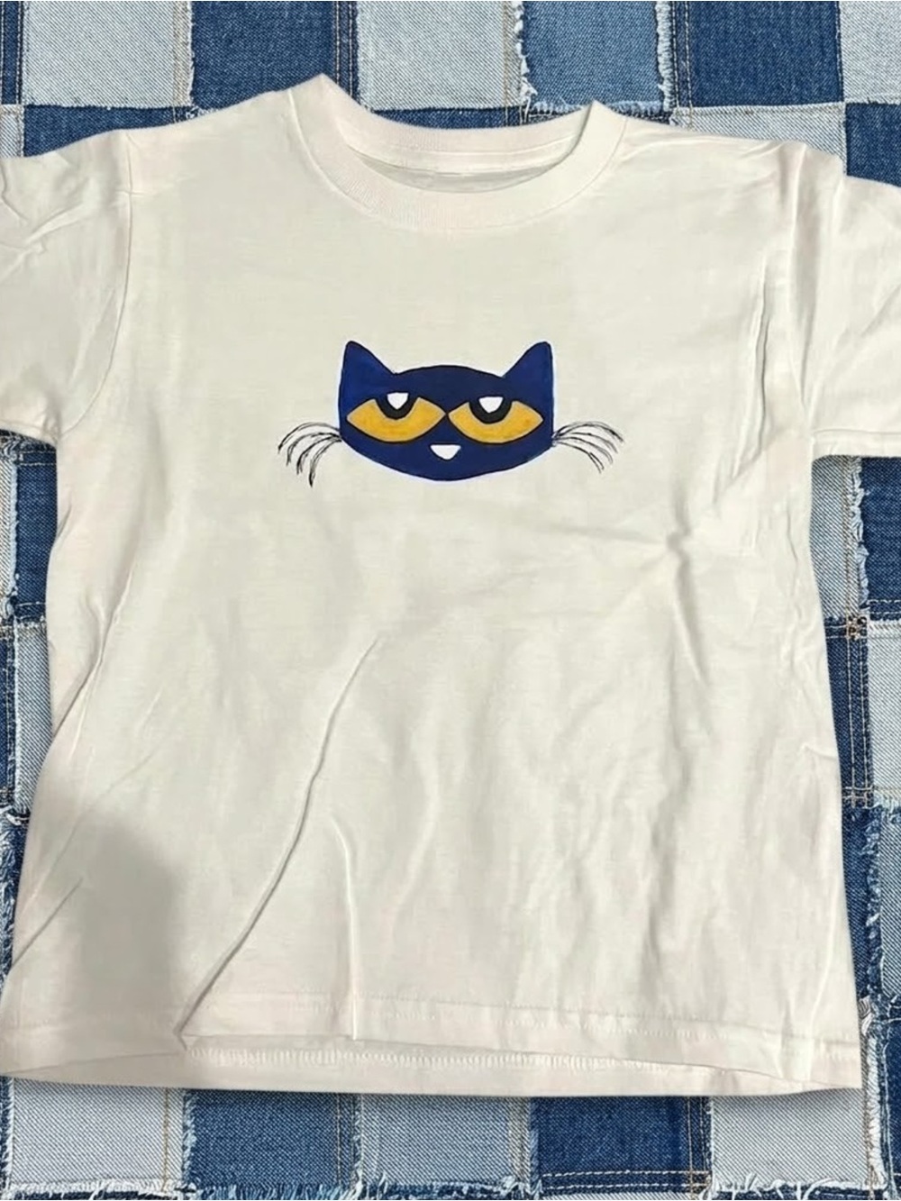 Gildan White Short Sleeve Peter the Cat t-shirt